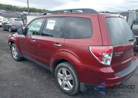 2010 Subaru Forester 2.5X Premium z USA, uszkodzony, nr VIN JF2SH6CC5AH715192